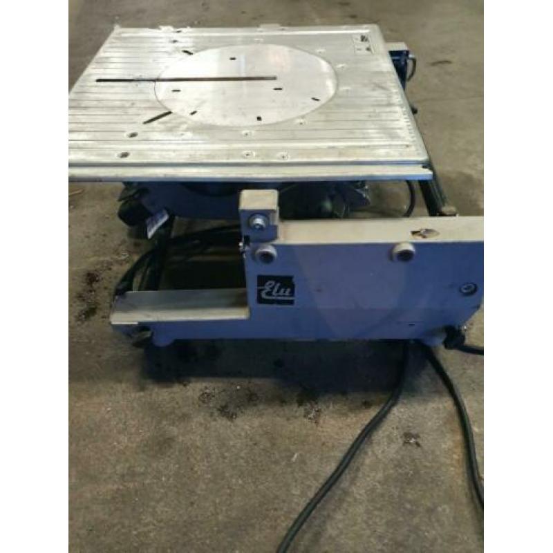 elu Type TGS 273 zaagtafel/Afkort