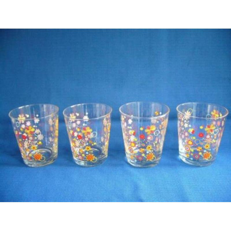 Notaris glas op voet (oud maar ongebruikt)