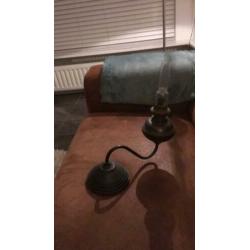 Oude draaiende olielamp