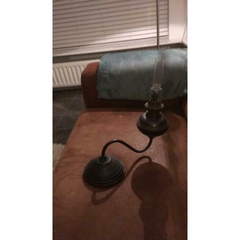 Oude draaiende olielamp