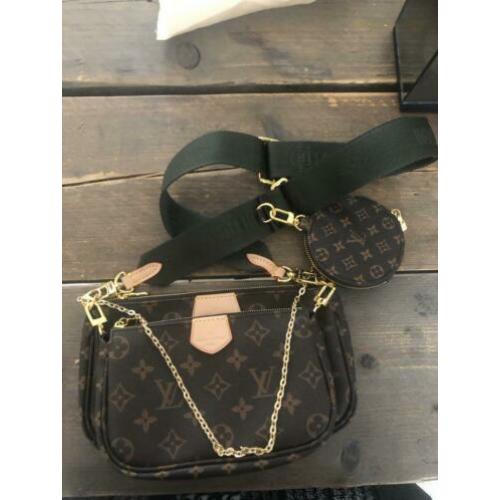Multi Pochette Louis Vuitton!!