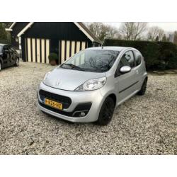 Peugeot 107 1.0 2013 Mistlampen Nieuwe apk! Zeer mooie auto