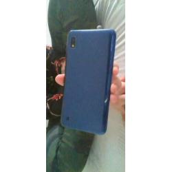 Samsung galaxy A10 blauw, met doos en oplader.