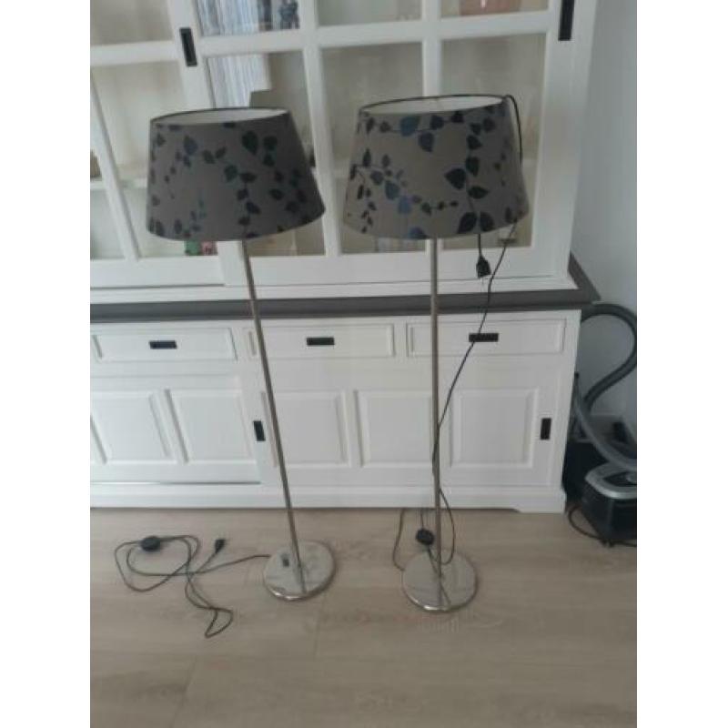 2 mooie staande lampen