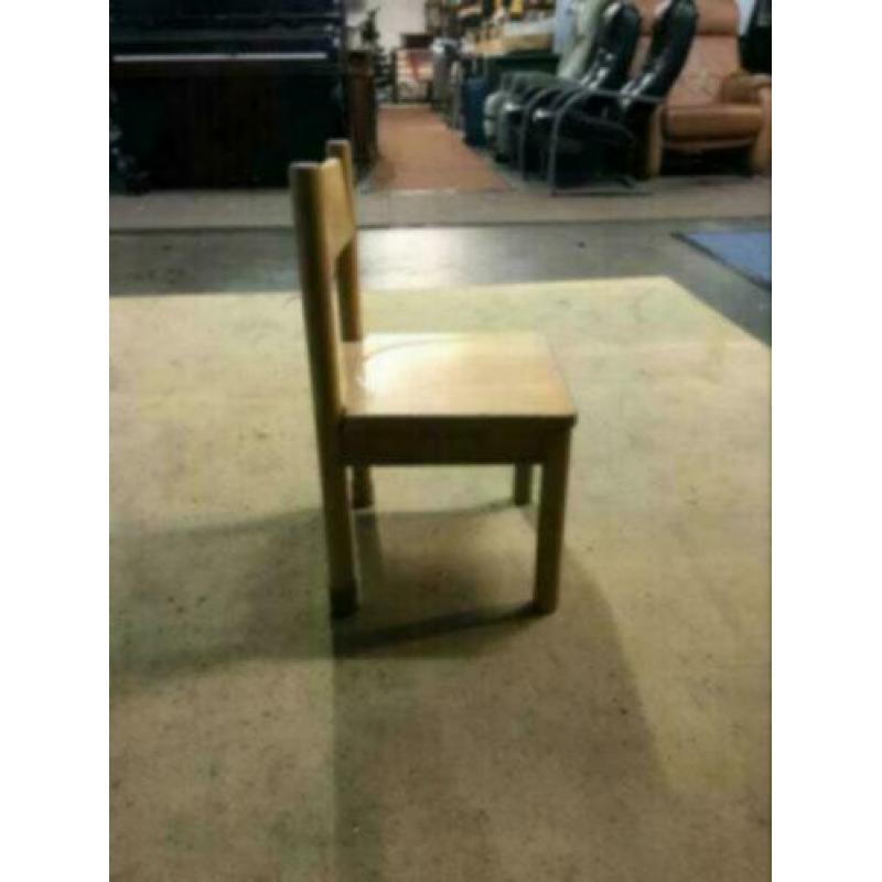 Kinderschool tafels en stoelen te koop