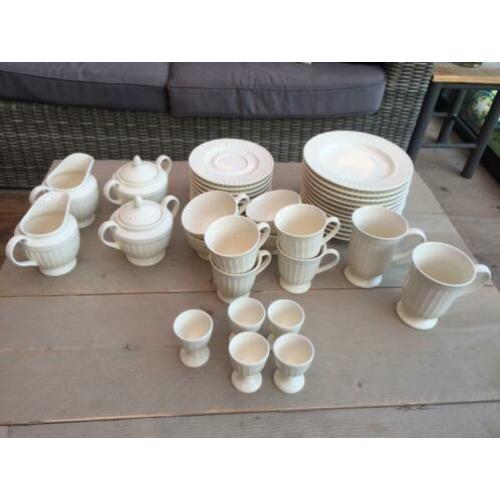 Prince of Wales servies gebaksbord kop schotel mok melkkan