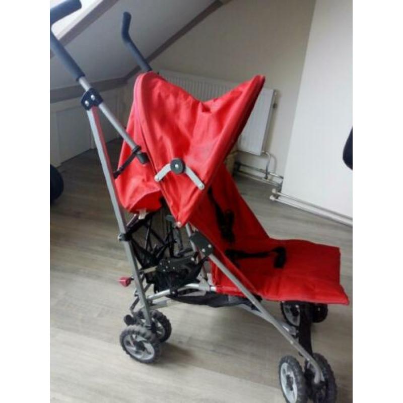 Rode Chicco buggy