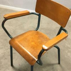 Vintage eettafelstoel retro schoolstoel industrieel stoel
