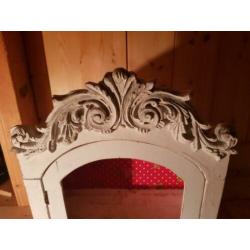 Brocante wandkastje