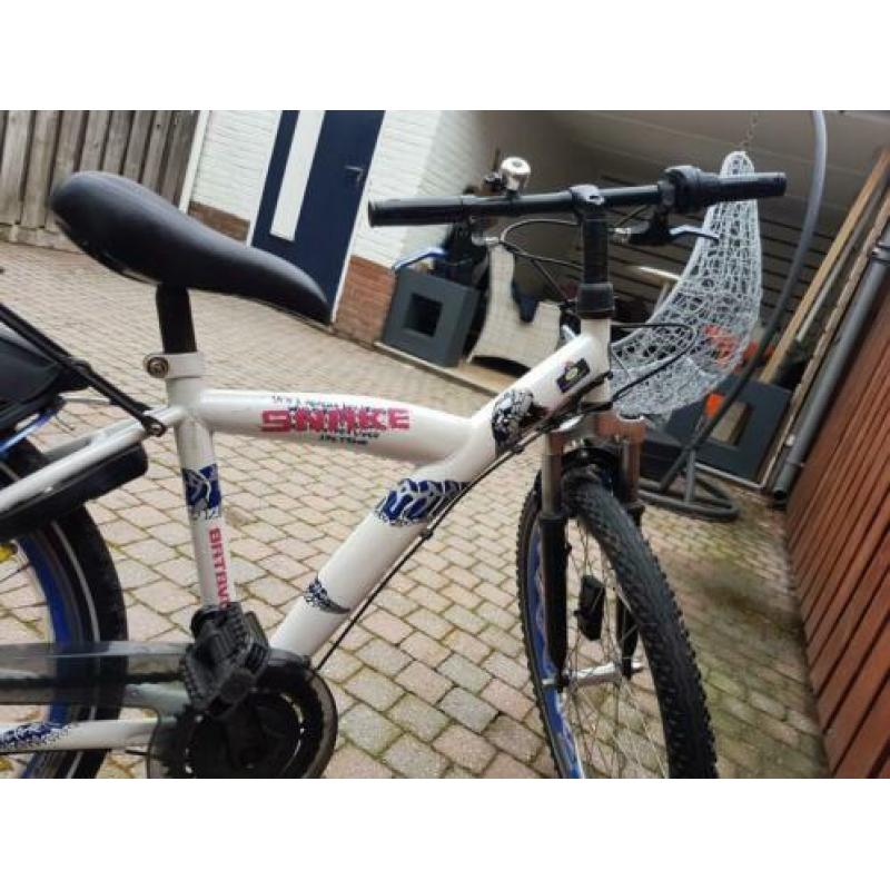 batavus snake 24 inch
