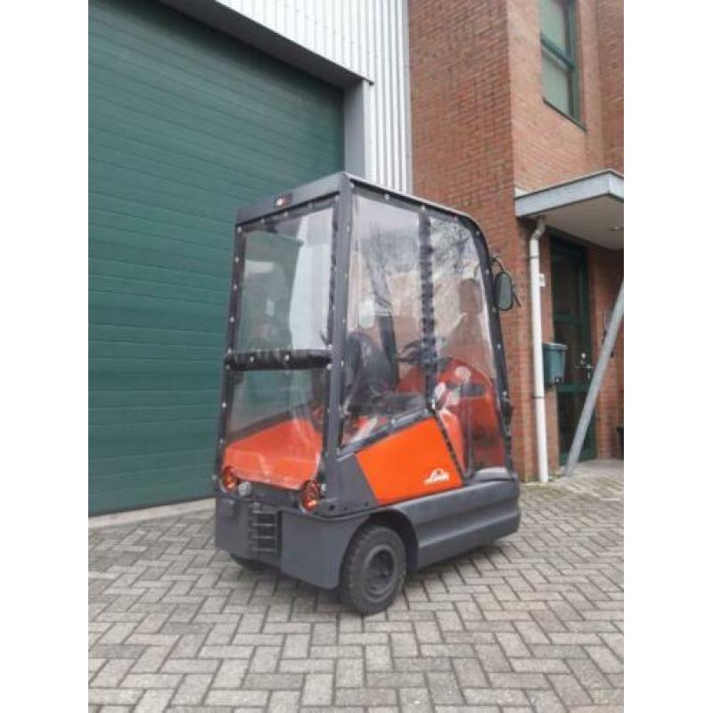 P60 elektro trekker Linde bouwjaar: 2011 met nieuwe keuring