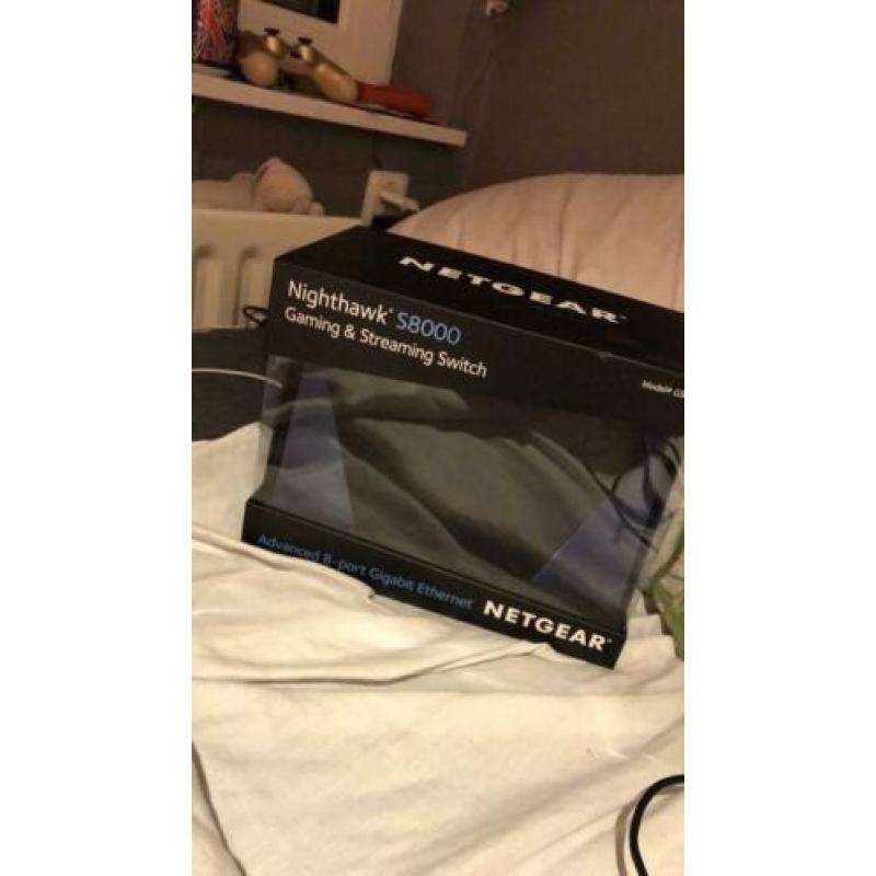 Nighthawk S8000 Gaming en streaming switch