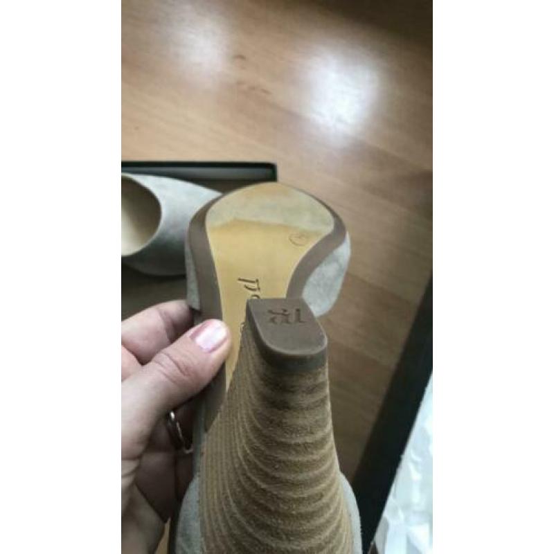 Paul Green beige suède leer maat 40