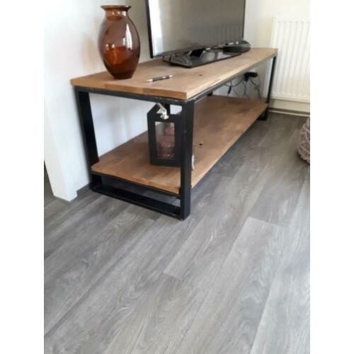 tv meubel & Eettafel