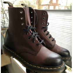 Dr. Martens Pascal Rood / Bordeaux maat 37
