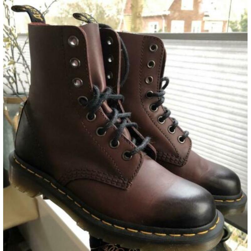 Dr. Martens Pascal Rood / Bordeaux maat 37