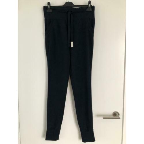 PENN & INK donker blauwe travelstof broek maat 38