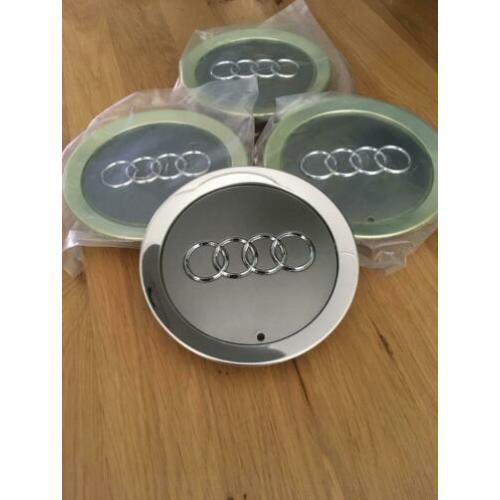 Audi grijs naafkappen OEM 4E0601165A 895601165A naafdoppen