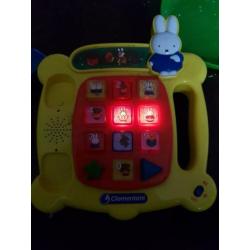 Nijntje telefoon met geluid en lichtjes