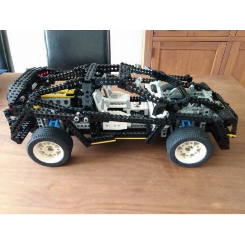 LEGO Technic 8880. Super car / racing car Compleet
