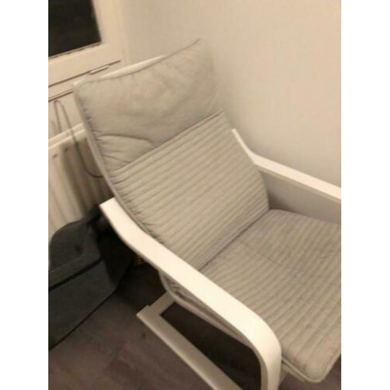 2 stoelen