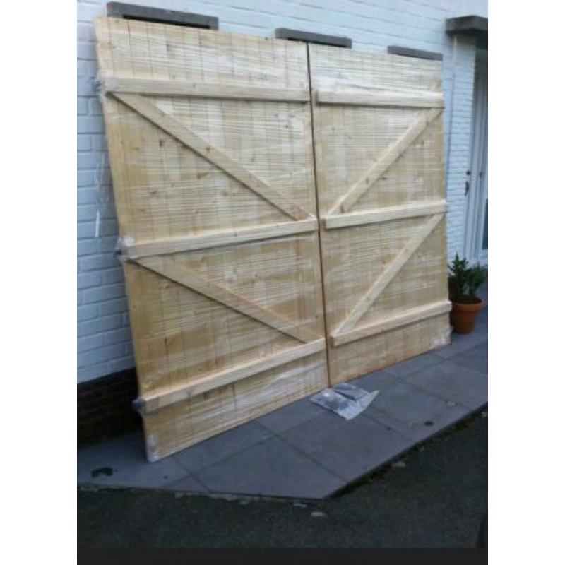 dennehouten deuren faillissement