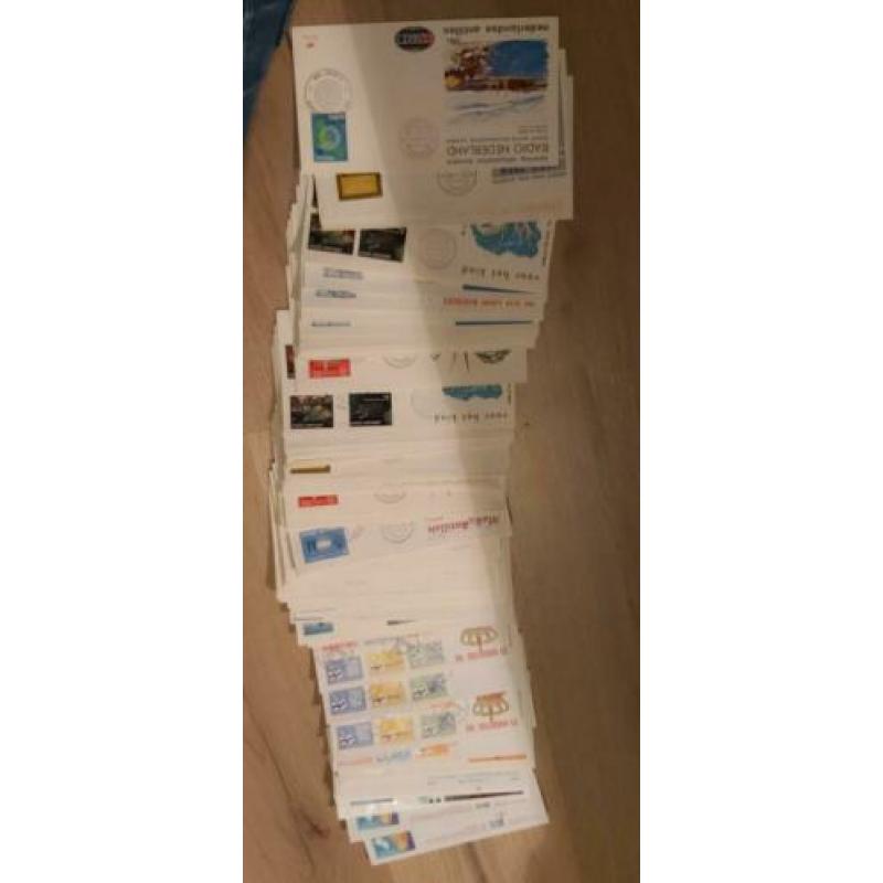 Leuk partijtje FDC's Suriname en Nederlandse Antillen