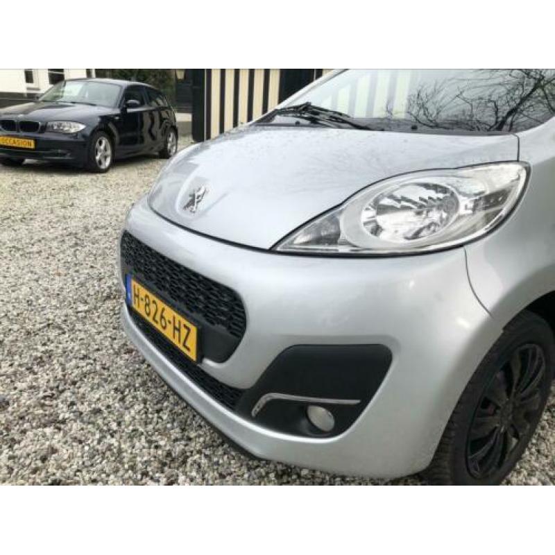 Peugeot 107 1.0 2013 Mistlampen Nieuwe apk! Zeer mooie auto