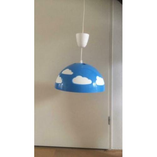 Wolken lamp Ikea voor kinderkamer