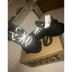 Yeezy boost 350 V2 black 43 1/3