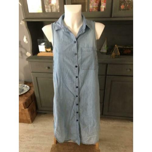 Mooie lange mouwloze spijker blouse van Bershka maat S