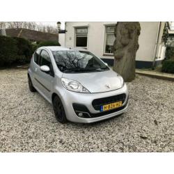Peugeot 107 1.0 2013 Mistlampen Nieuwe apk! Zeer mooie auto