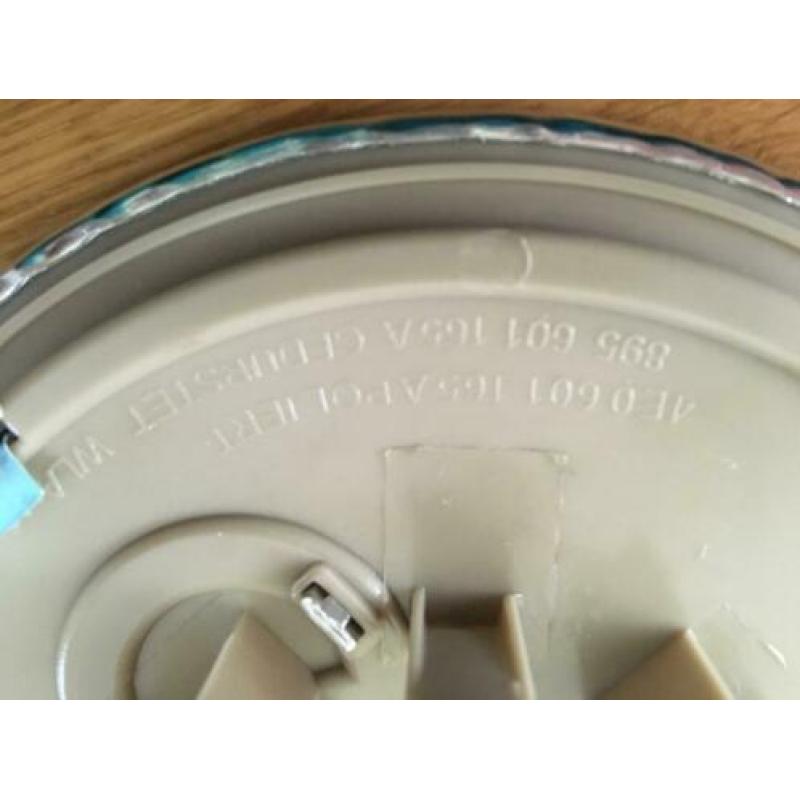 Audi grijs naafkappen OEM 4E0601165A 895601165A naafdoppen