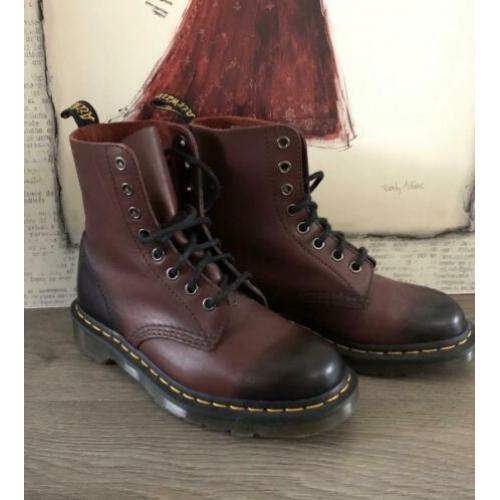 Dr. Martens Pascal Rood / Bordeaux maat 37