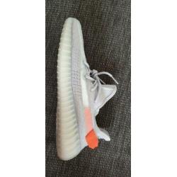 Adidas Yeezy Boost 350 V2 'Tail Light ' EU44/US10