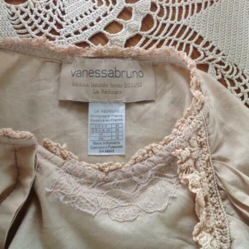 Mooie blouse merk Vanessabruno met romantische details.