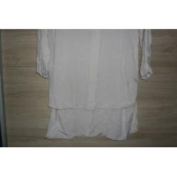 Leuke en super mooie ecru/beige lange blouse, Maat S