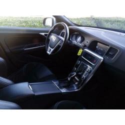 Volvo V60 1.6 D2 R-Design Sportstoelen Trekhaak (bj 2015)