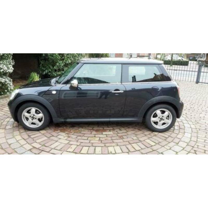 Mini Mini 1.4 16V ONE 2008 Zwart