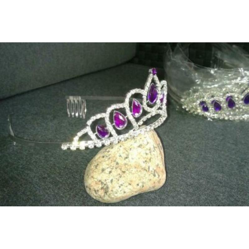 Nw! Prachtige Tiara Kroon Paars Strass-steen zilver (mooi!)