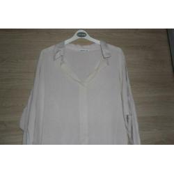 Leuke en super mooie ecru/beige lange blouse, Maat S