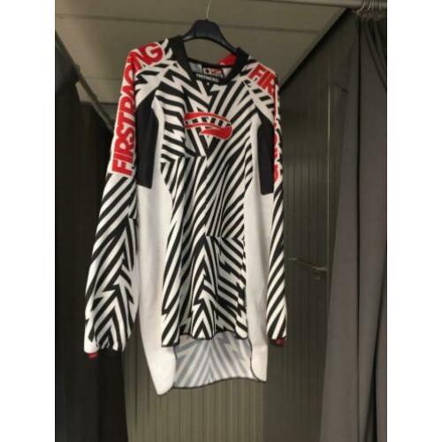 Nieuwe First Racing cross-shirts