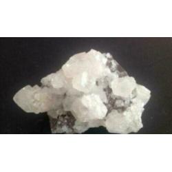 Mineralen: 4 x Namibie Calciet en 6 x Brazilie Calciet