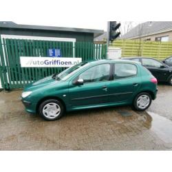 Peugeot 206 1.4 XT Super nette automaat (bj 2000)