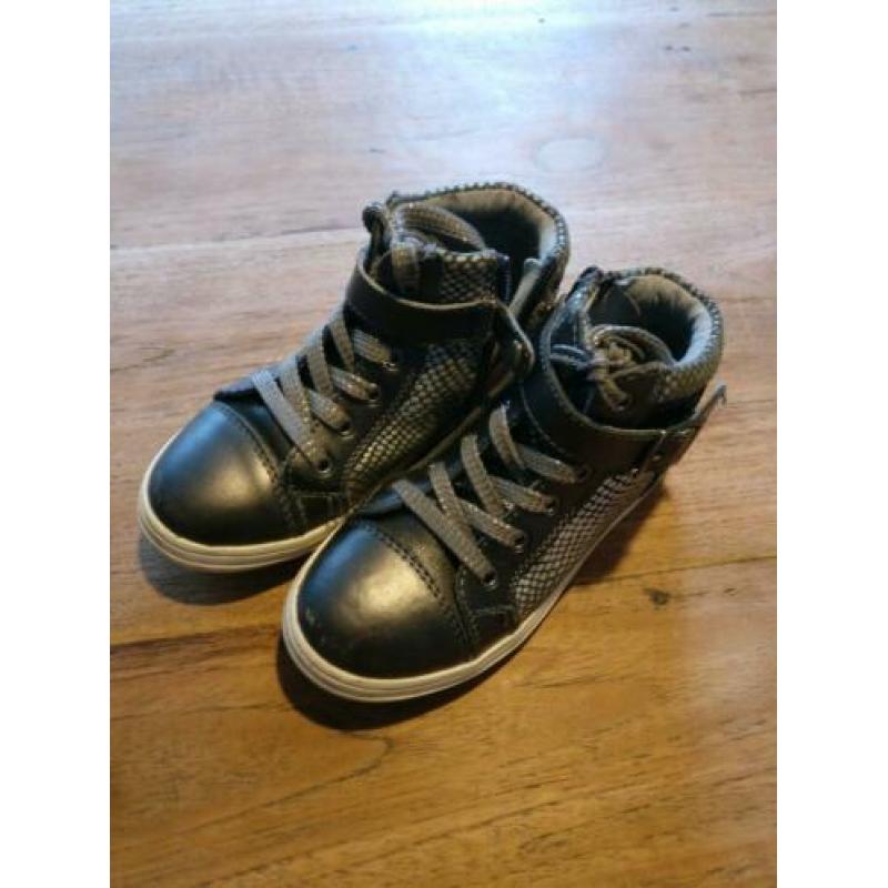 Schoenen maat 27
