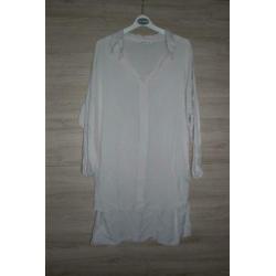 Leuke en super mooie ecru/beige lange blouse, Maat S