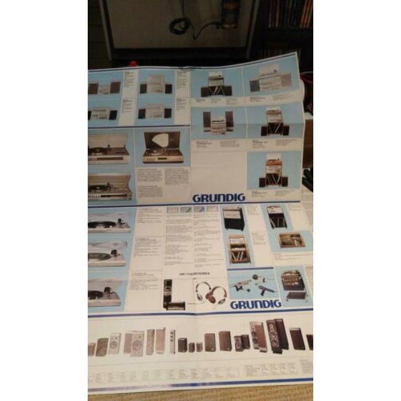 Mooie Grundig uitklap folder.
