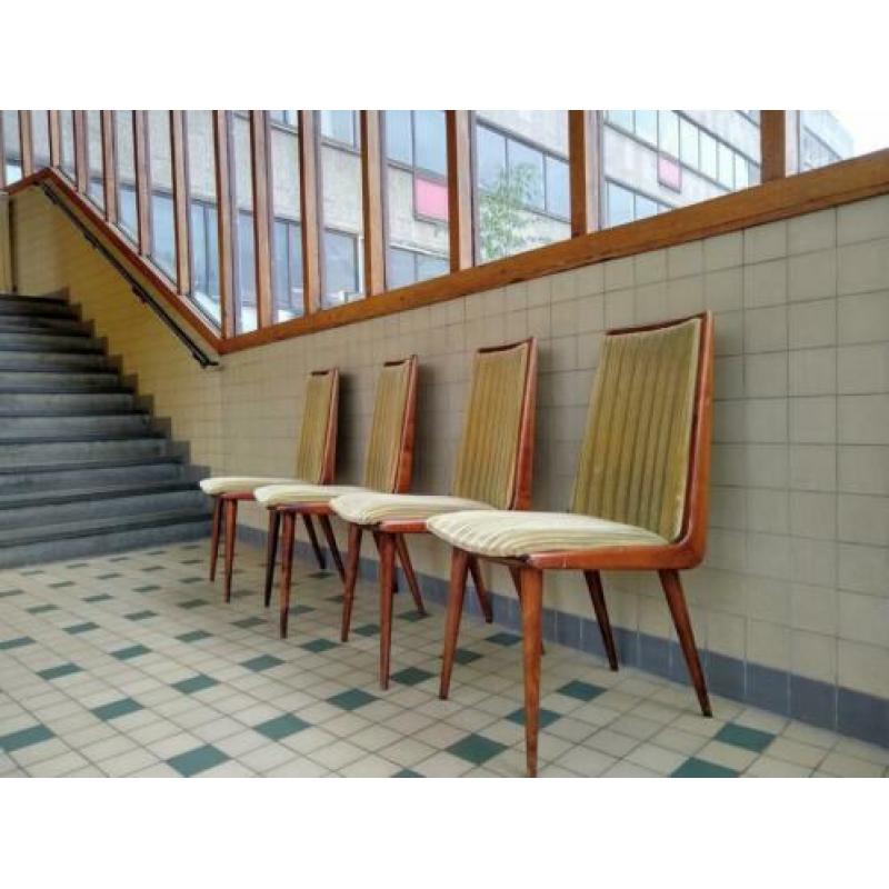 Set van 4 vintage mid century eetkamerstoelen stoelen