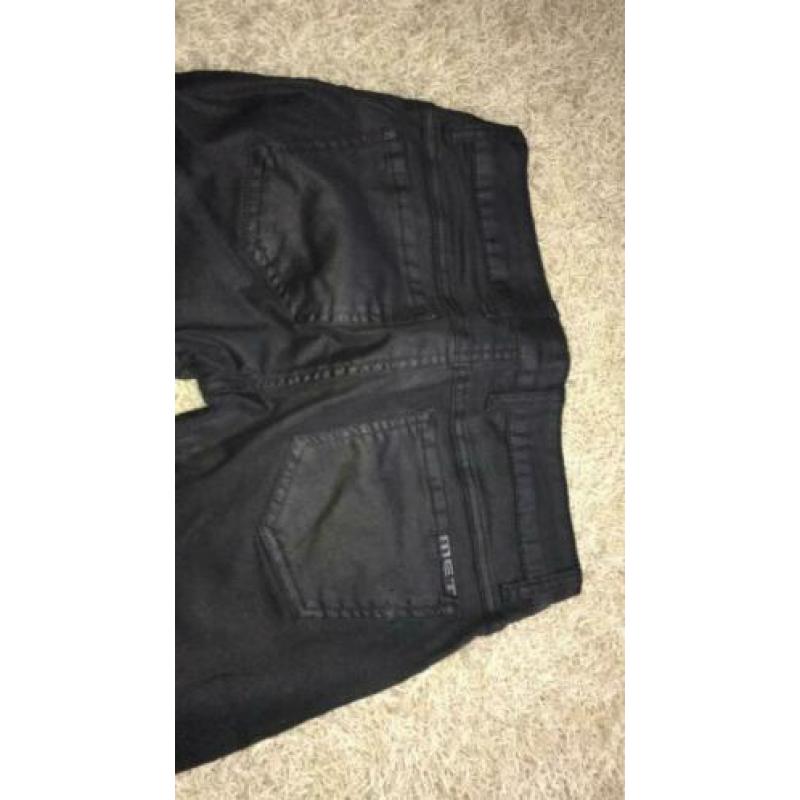 Mooie leatherlook broek van Met mt 26 nieuwstaat