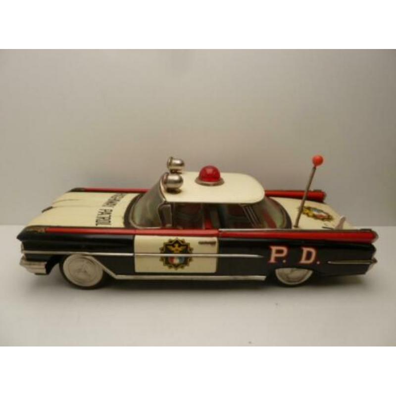 Oldsmobile police car ''Ichico japan ''
